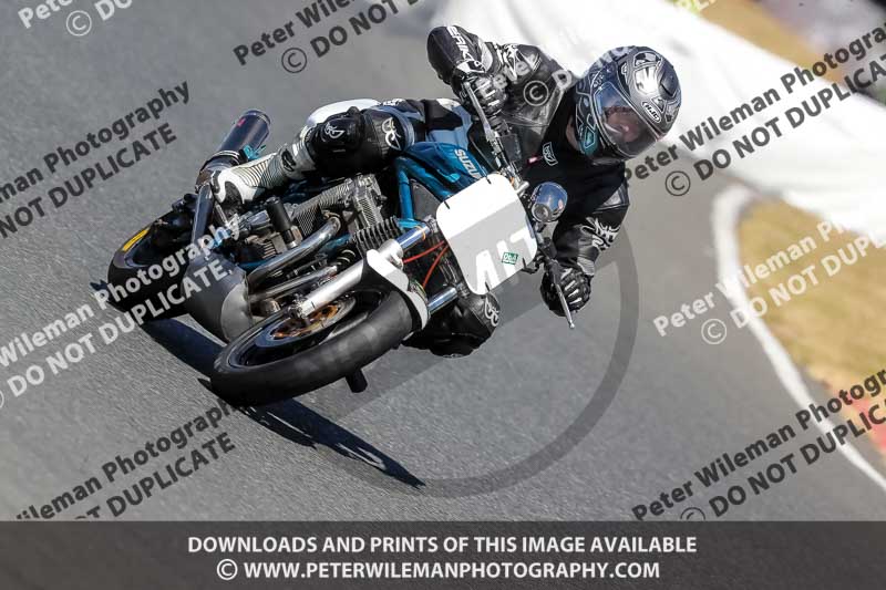 enduro digital images;event digital images;eventdigitalimages;mallory park;mallory park photographs;mallory park trackday;mallory park trackday photographs;no limits trackdays;peter wileman photography;racing digital images;trackday digital images;trackday photos
