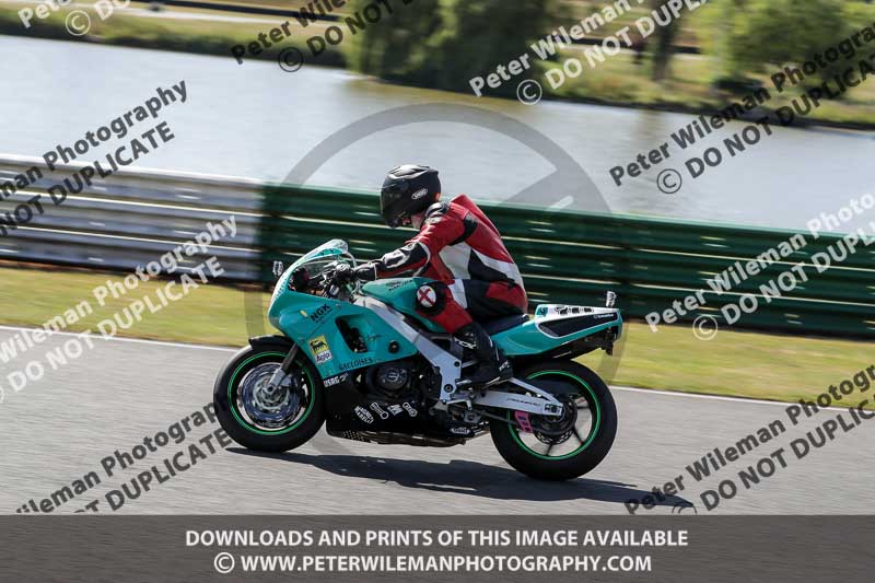 enduro digital images;event digital images;eventdigitalimages;mallory park;mallory park photographs;mallory park trackday;mallory park trackday photographs;no limits trackdays;peter wileman photography;racing digital images;trackday digital images;trackday photos