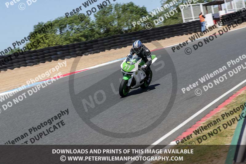 enduro digital images;event digital images;eventdigitalimages;mallory park;mallory park photographs;mallory park trackday;mallory park trackday photographs;no limits trackdays;peter wileman photography;racing digital images;trackday digital images;trackday photos
