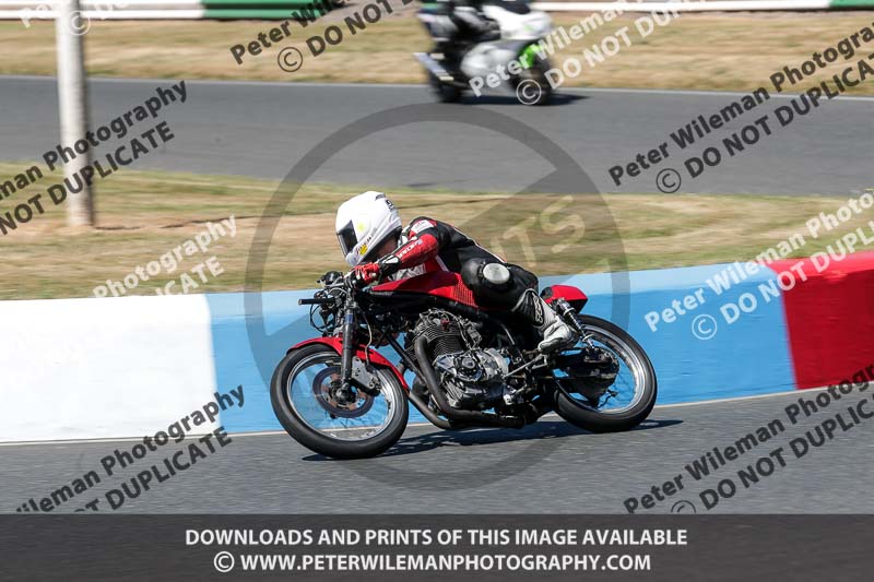 enduro digital images;event digital images;eventdigitalimages;mallory park;mallory park photographs;mallory park trackday;mallory park trackday photographs;no limits trackdays;peter wileman photography;racing digital images;trackday digital images;trackday photos