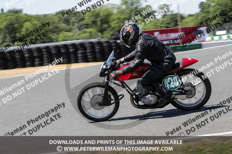 enduro digital images;event digital images;eventdigitalimages;mallory park;mallory park photographs;mallory park trackday;mallory park trackday photographs;no limits trackdays;peter wileman photography;racing digital images;trackday digital images;trackday photos