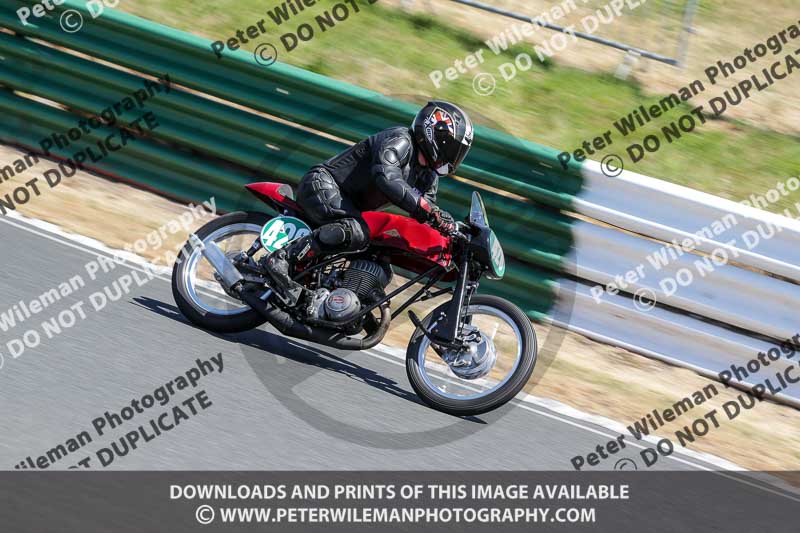 enduro digital images;event digital images;eventdigitalimages;mallory park;mallory park photographs;mallory park trackday;mallory park trackday photographs;no limits trackdays;peter wileman photography;racing digital images;trackday digital images;trackday photos
