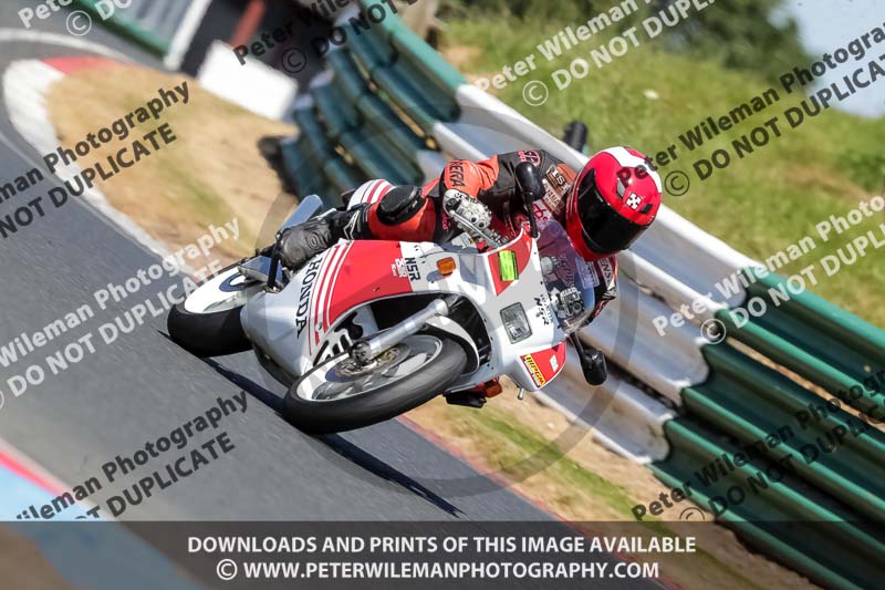 enduro digital images;event digital images;eventdigitalimages;mallory park;mallory park photographs;mallory park trackday;mallory park trackday photographs;no limits trackdays;peter wileman photography;racing digital images;trackday digital images;trackday photos