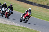 enduro-digital-images;event-digital-images;eventdigitalimages;mallory-park;mallory-park-photographs;mallory-park-trackday;mallory-park-trackday-photographs;no-limits-trackdays;peter-wileman-photography;racing-digital-images;trackday-digital-images;trackday-photos