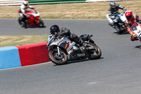 enduro-digital-images;event-digital-images;eventdigitalimages;mallory-park;mallory-park-photographs;mallory-park-trackday;mallory-park-trackday-photographs;no-limits-trackdays;peter-wileman-photography;racing-digital-images;trackday-digital-images;trackday-photos