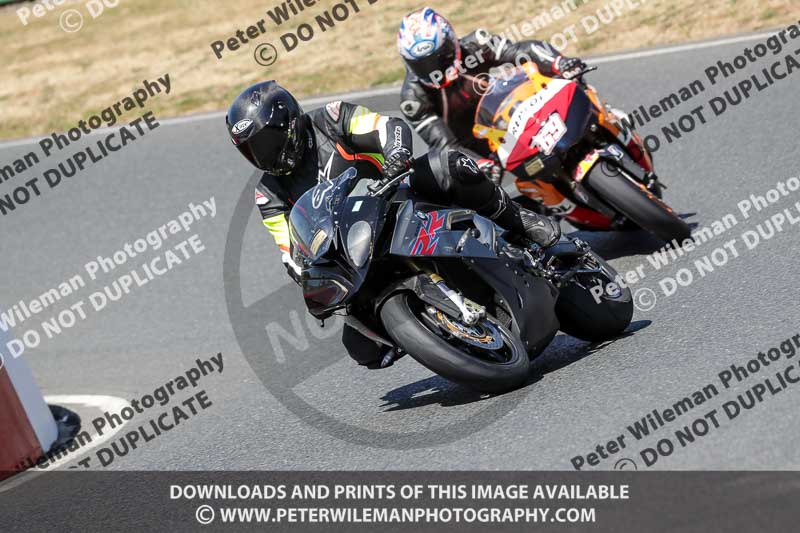 enduro digital images;event digital images;eventdigitalimages;mallory park;mallory park photographs;mallory park trackday;mallory park trackday photographs;no limits trackdays;peter wileman photography;racing digital images;trackday digital images;trackday photos