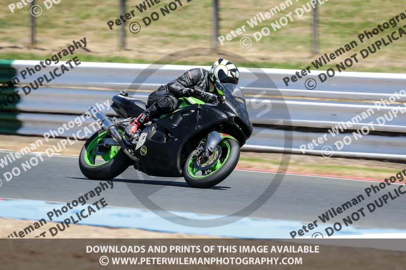 enduro digital images;event digital images;eventdigitalimages;mallory park;mallory park photographs;mallory park trackday;mallory park trackday photographs;no limits trackdays;peter wileman photography;racing digital images;trackday digital images;trackday photos