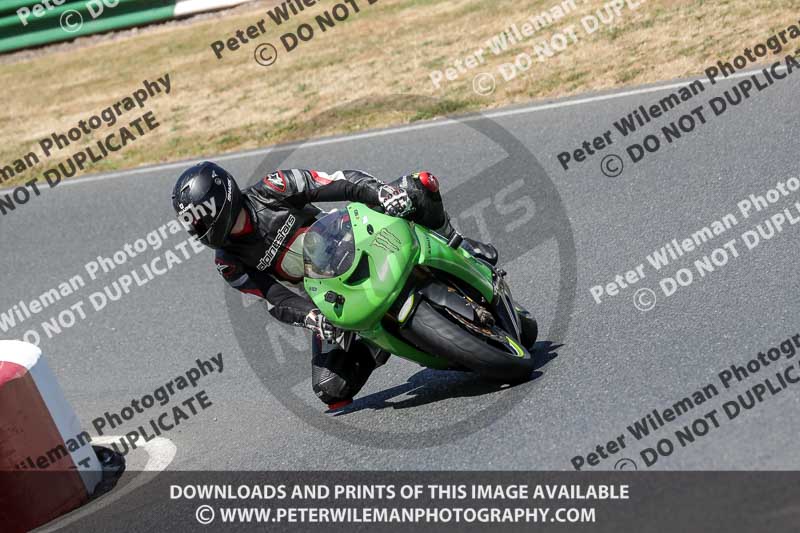 enduro digital images;event digital images;eventdigitalimages;mallory park;mallory park photographs;mallory park trackday;mallory park trackday photographs;no limits trackdays;peter wileman photography;racing digital images;trackday digital images;trackday photos