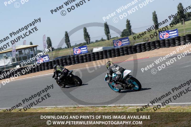 enduro digital images;event digital images;eventdigitalimages;mallory park;mallory park photographs;mallory park trackday;mallory park trackday photographs;no limits trackdays;peter wileman photography;racing digital images;trackday digital images;trackday photos