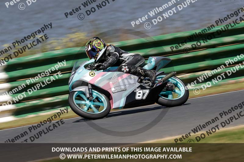 enduro digital images;event digital images;eventdigitalimages;mallory park;mallory park photographs;mallory park trackday;mallory park trackday photographs;no limits trackdays;peter wileman photography;racing digital images;trackday digital images;trackday photos