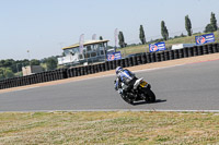 enduro-digital-images;event-digital-images;eventdigitalimages;mallory-park;mallory-park-photographs;mallory-park-trackday;mallory-park-trackday-photographs;no-limits-trackdays;peter-wileman-photography;racing-digital-images;trackday-digital-images;trackday-photos
