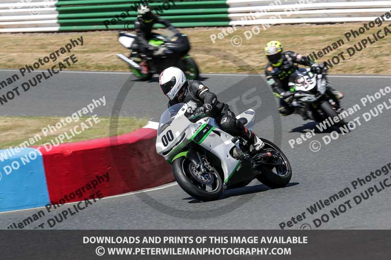enduro digital images;event digital images;eventdigitalimages;mallory park;mallory park photographs;mallory park trackday;mallory park trackday photographs;no limits trackdays;peter wileman photography;racing digital images;trackday digital images;trackday photos
