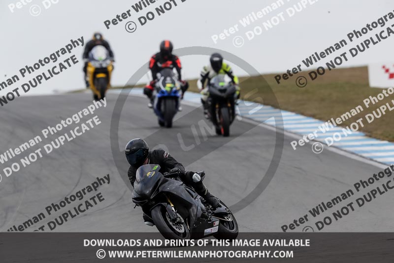 donington no limits trackday;donington park photographs;donington trackday photographs;no limits trackdays;peter wileman photography;trackday digital images;trackday photos