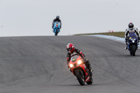 donington-no-limits-trackday;donington-park-photographs;donington-trackday-photographs;no-limits-trackdays;peter-wileman-photography;trackday-digital-images;trackday-photos