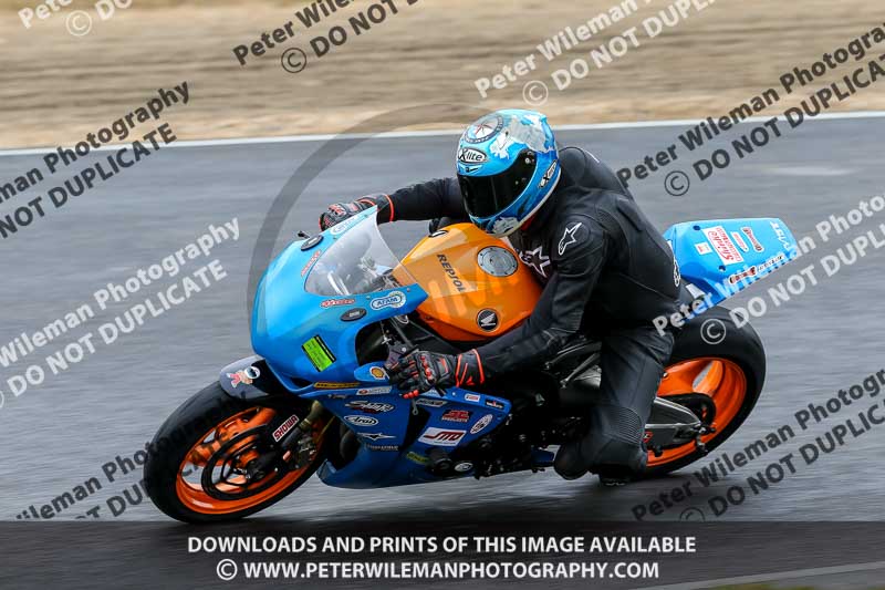 enduro digital images;event digital images;eventdigitalimages;lydden hill;lydden no limits trackday;lydden photographs;lydden trackday photographs;no limits trackdays;peter wileman photography;racing digital images;trackday digital images;trackday photos