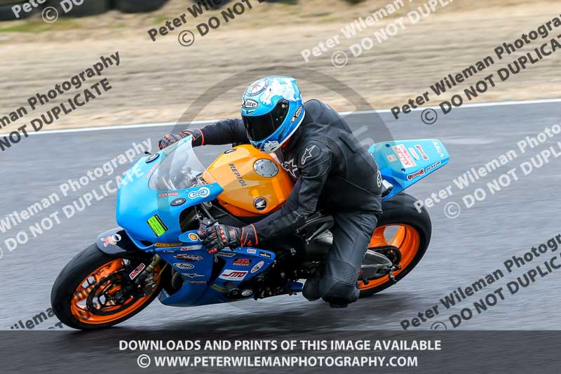 enduro digital images;event digital images;eventdigitalimages;lydden hill;lydden no limits trackday;lydden photographs;lydden trackday photographs;no limits trackdays;peter wileman photography;racing digital images;trackday digital images;trackday photos