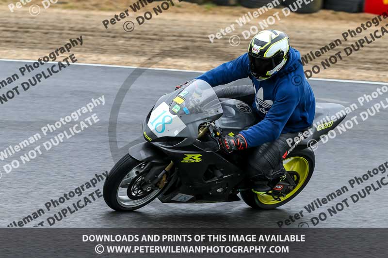 enduro digital images;event digital images;eventdigitalimages;lydden hill;lydden no limits trackday;lydden photographs;lydden trackday photographs;no limits trackdays;peter wileman photography;racing digital images;trackday digital images;trackday photos