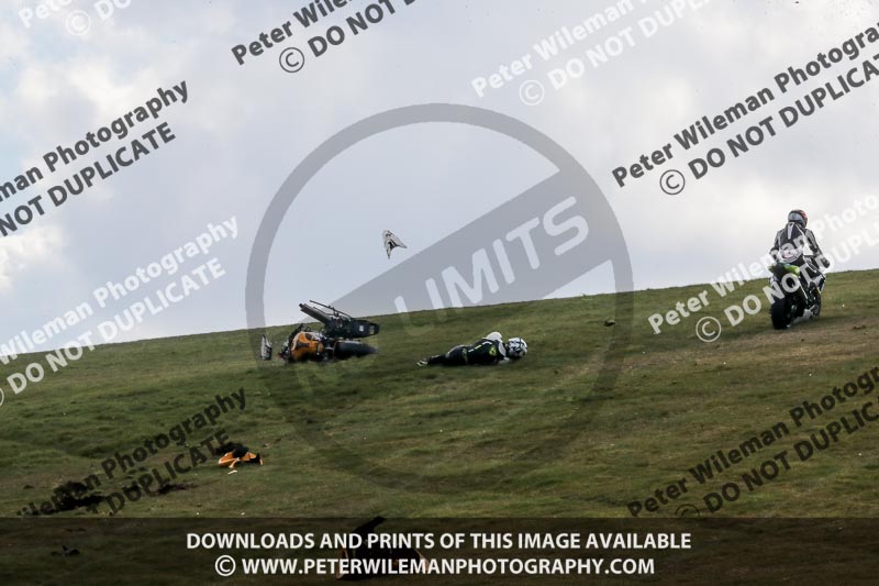 cadwell no limits trackday;cadwell park;cadwell park photographs;cadwell trackday photographs;enduro digital images;event digital images;eventdigitalimages;no limits trackdays;peter wileman photography;racing digital images;trackday digital images;trackday photos