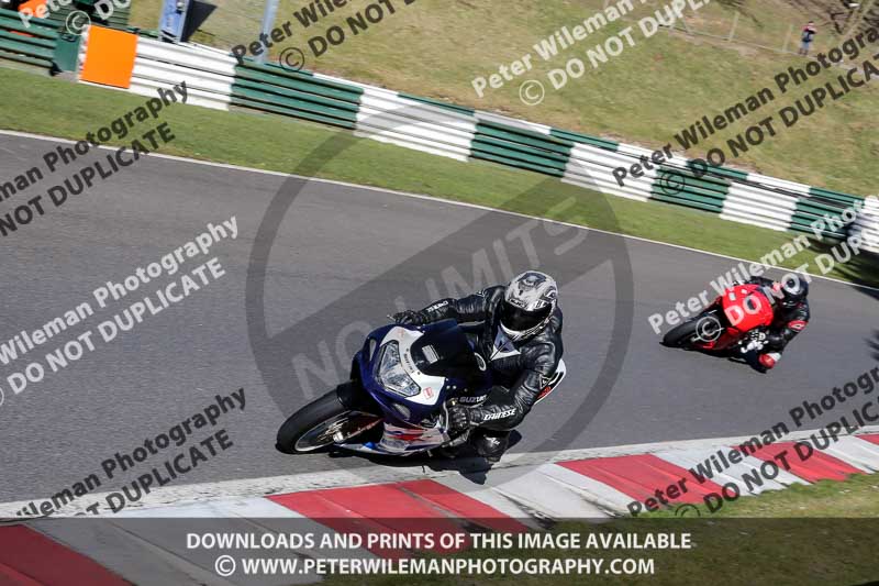 cadwell no limits trackday;cadwell park;cadwell park photographs;cadwell trackday photographs;enduro digital images;event digital images;eventdigitalimages;no limits trackdays;peter wileman photography;racing digital images;trackday digital images;trackday photos
