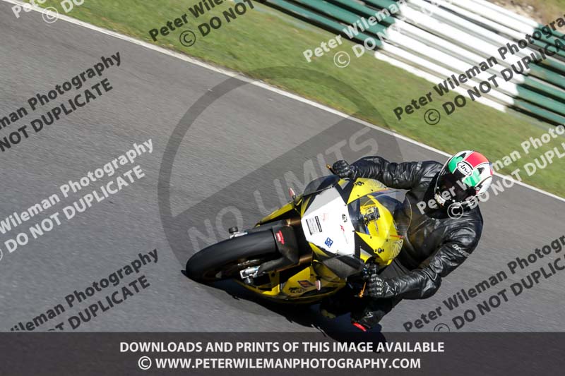 cadwell no limits trackday;cadwell park;cadwell park photographs;cadwell trackday photographs;enduro digital images;event digital images;eventdigitalimages;no limits trackdays;peter wileman photography;racing digital images;trackday digital images;trackday photos
