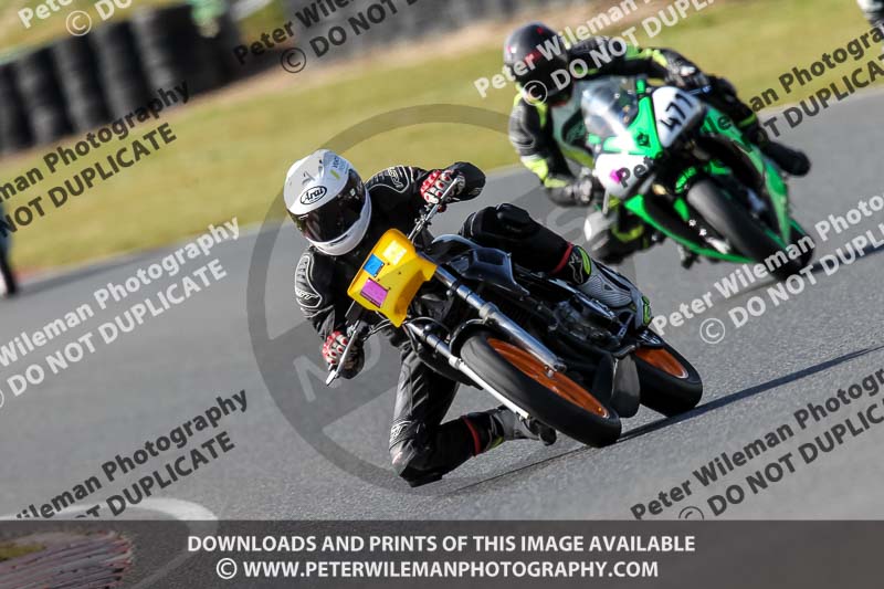 enduro digital images;event digital images;eventdigitalimages;mallory park;mallory park photographs;mallory park trackday;mallory park trackday photographs;no limits trackdays;peter wileman photography;racing digital images;trackday digital images;trackday photos