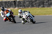 enduro-digital-images;event-digital-images;eventdigitalimages;mallory-park;mallory-park-photographs;mallory-park-trackday;mallory-park-trackday-photographs;no-limits-trackdays;peter-wileman-photography;racing-digital-images;trackday-digital-images;trackday-photos