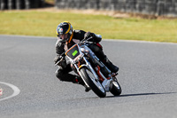 enduro-digital-images;event-digital-images;eventdigitalimages;mallory-park;mallory-park-photographs;mallory-park-trackday;mallory-park-trackday-photographs;no-limits-trackdays;peter-wileman-photography;racing-digital-images;trackday-digital-images;trackday-photos