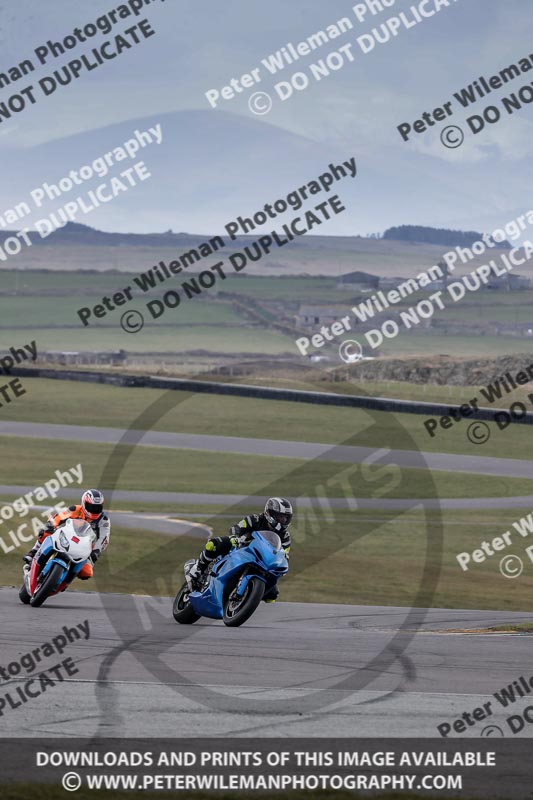 anglesey no limits trackday;anglesey photographs;anglesey trackday photographs;enduro digital images;event digital images;eventdigitalimages;no limits trackdays;peter wileman photography;racing digital images;trac mon;trackday digital images;trackday photos;ty croes