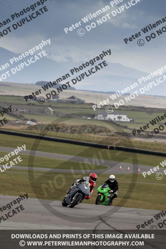 anglesey no limits trackday;anglesey photographs;anglesey trackday photographs;enduro digital images;event digital images;eventdigitalimages;no limits trackdays;peter wileman photography;racing digital images;trac mon;trackday digital images;trackday photos;ty croes