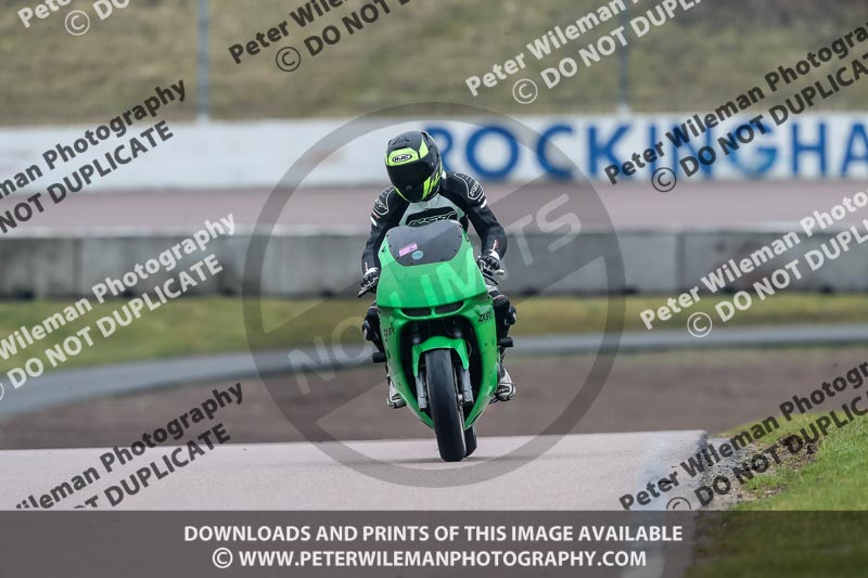 Rockingham no limits trackday;enduro digital images;event digital images;eventdigitalimages;no limits trackdays;peter wileman photography;racing digital images;rockingham raceway northamptonshire;rockingham trackday photographs;trackday digital images;trackday photos