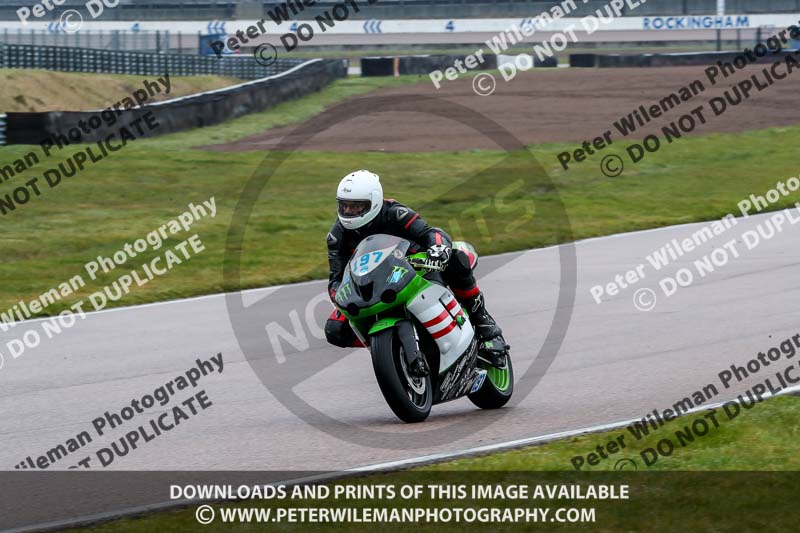 Rockingham no limits trackday;enduro digital images;event digital images;eventdigitalimages;no limits trackdays;peter wileman photography;racing digital images;rockingham raceway northamptonshire;rockingham trackday photographs;trackday digital images;trackday photos