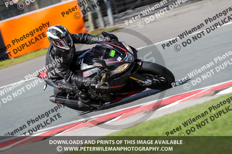 anglesey;brands hatch;cadwell park;croft;donington park;enduro digital images;event digital images;eventdigitalimages;mallory;no limits;oulton park;peter wileman photography;racing digital images;silverstone;snetterton;trackday digital images;trackday photos;vmcc banbury run;welsh 2 day enduro