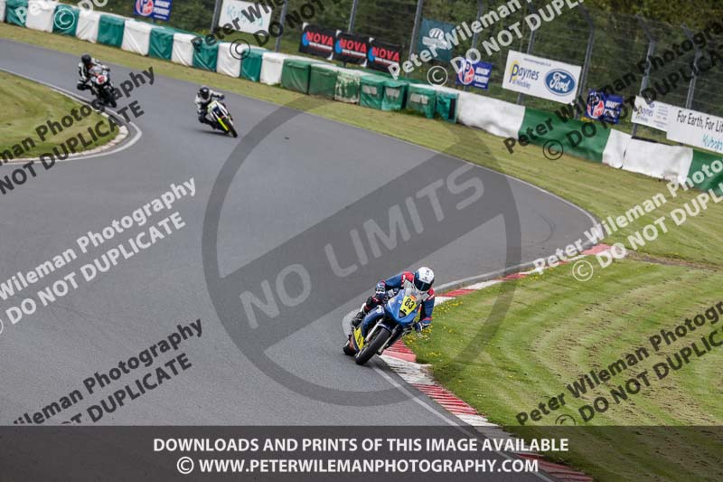 enduro digital images;event digital images;eventdigitalimages;mallory park;mallory park photographs;mallory park trackday;mallory park trackday photographs;no limits trackdays;peter wileman photography;racing digital images;trackday digital images;trackday photos