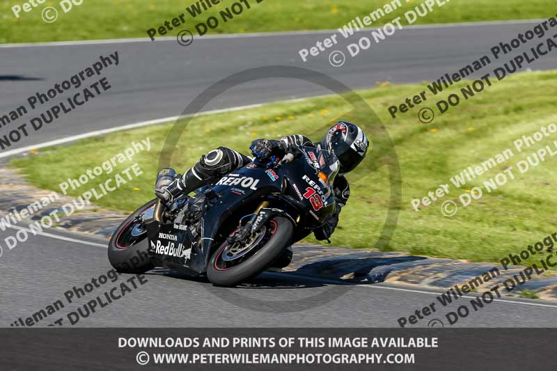 enduro digital images;event digital images;eventdigitalimages;lydden hill;lydden no limits trackday;lydden photographs;lydden trackday photographs;no limits trackdays;peter wileman photography;racing digital images;trackday digital images;trackday photos