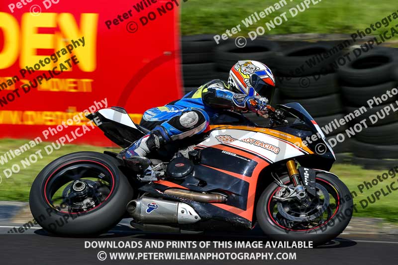 enduro digital images;event digital images;eventdigitalimages;lydden hill;lydden no limits trackday;lydden photographs;lydden trackday photographs;no limits trackdays;peter wileman photography;racing digital images;trackday digital images;trackday photos