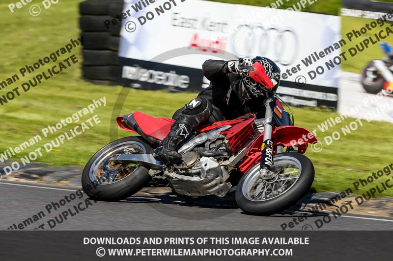 enduro digital images;event digital images;eventdigitalimages;lydden hill;lydden no limits trackday;lydden photographs;lydden trackday photographs;no limits trackdays;peter wileman photography;racing digital images;trackday digital images;trackday photos
