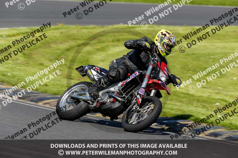 enduro digital images;event digital images;eventdigitalimages;lydden hill;lydden no limits trackday;lydden photographs;lydden trackday photographs;no limits trackdays;peter wileman photography;racing digital images;trackday digital images;trackday photos
