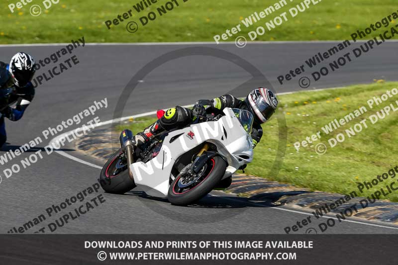 enduro digital images;event digital images;eventdigitalimages;lydden hill;lydden no limits trackday;lydden photographs;lydden trackday photographs;no limits trackdays;peter wileman photography;racing digital images;trackday digital images;trackday photos