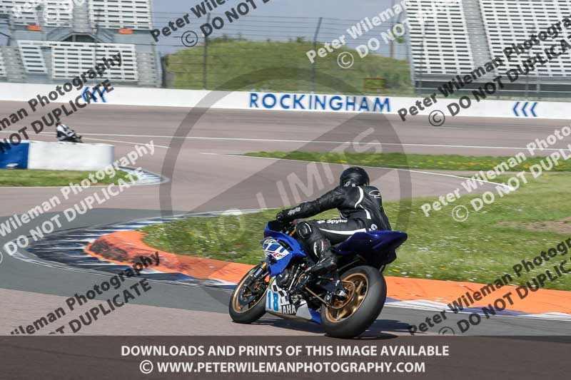 Rockingham no limits trackday;enduro digital images;event digital images;eventdigitalimages;no limits trackdays;peter wileman photography;racing digital images;rockingham raceway northamptonshire;rockingham trackday photographs;trackday digital images;trackday photos