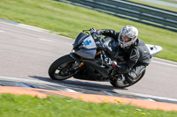Advanced Group Silver/Grey Bikes
