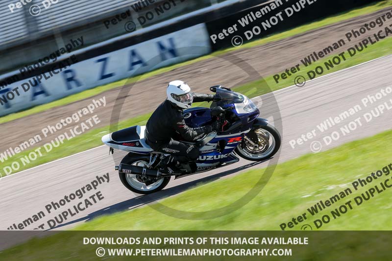 Rockingham no limits trackday;enduro digital images;event digital images;eventdigitalimages;no limits trackdays;peter wileman photography;racing digital images;rockingham raceway northamptonshire;rockingham trackday photographs;trackday digital images;trackday photos