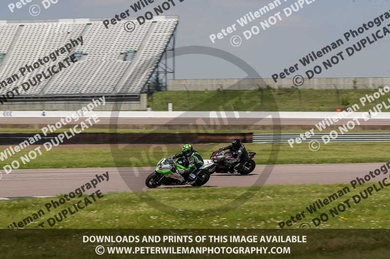 Rockingham no limits trackday;enduro digital images;event digital images;eventdigitalimages;no limits trackdays;peter wileman photography;racing digital images;rockingham raceway northamptonshire;rockingham trackday photographs;trackday digital images;trackday photos