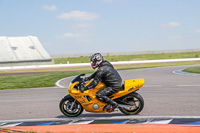 Rockingham-no-limits-trackday;enduro-digital-images;event-digital-images;eventdigitalimages;no-limits-trackdays;peter-wileman-photography;racing-digital-images;rockingham-raceway-northamptonshire;rockingham-trackday-photographs;trackday-digital-images;trackday-photos