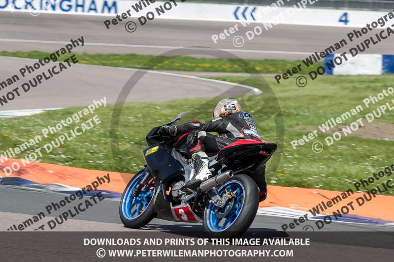 Rockingham no limits trackday;enduro digital images;event digital images;eventdigitalimages;no limits trackdays;peter wileman photography;racing digital images;rockingham raceway northamptonshire;rockingham trackday photographs;trackday digital images;trackday photos
