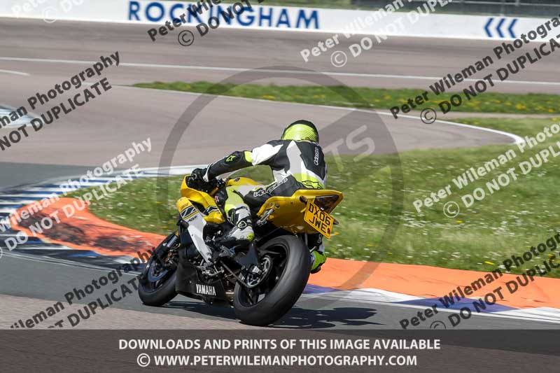 Rockingham no limits trackday;enduro digital images;event digital images;eventdigitalimages;no limits trackdays;peter wileman photography;racing digital images;rockingham raceway northamptonshire;rockingham trackday photographs;trackday digital images;trackday photos