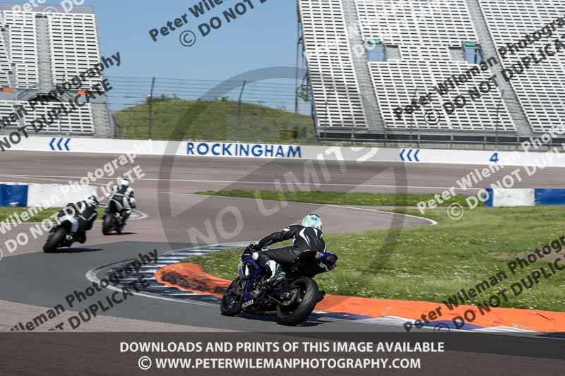 Rockingham no limits trackday;enduro digital images;event digital images;eventdigitalimages;no limits trackdays;peter wileman photography;racing digital images;rockingham raceway northamptonshire;rockingham trackday photographs;trackday digital images;trackday photos