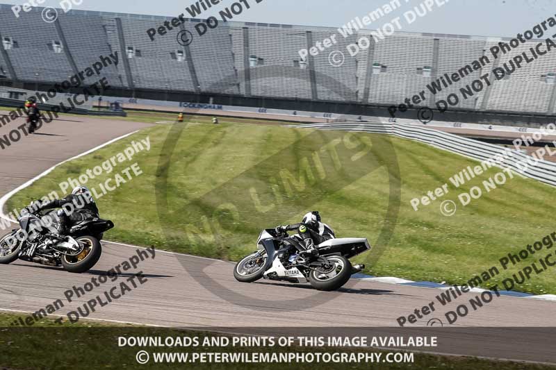 Rockingham no limits trackday;enduro digital images;event digital images;eventdigitalimages;no limits trackdays;peter wileman photography;racing digital images;rockingham raceway northamptonshire;rockingham trackday photographs;trackday digital images;trackday photos