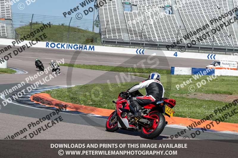 Rockingham no limits trackday;enduro digital images;event digital images;eventdigitalimages;no limits trackdays;peter wileman photography;racing digital images;rockingham raceway northamptonshire;rockingham trackday photographs;trackday digital images;trackday photos