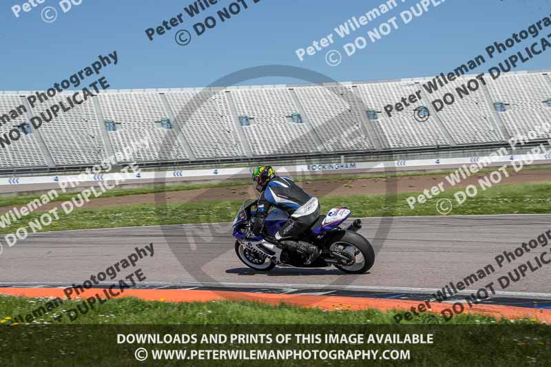 Rockingham no limits trackday;enduro digital images;event digital images;eventdigitalimages;no limits trackdays;peter wileman photography;racing digital images;rockingham raceway northamptonshire;rockingham trackday photographs;trackday digital images;trackday photos