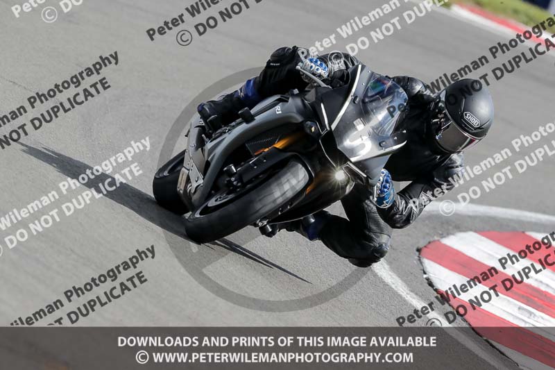 donington no limits trackday;donington park photographs;donington trackday photographs;no limits trackdays;peter wileman photography;trackday digital images;trackday photos